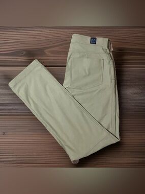KUIU Enroute Pants Mens 30x34 Beige Softshell DWR Water Resistant Hiking Hunting